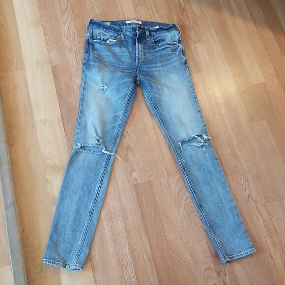 PacSun Jeans, Wash, 28x30 pre-owned - Picture 1 of 11